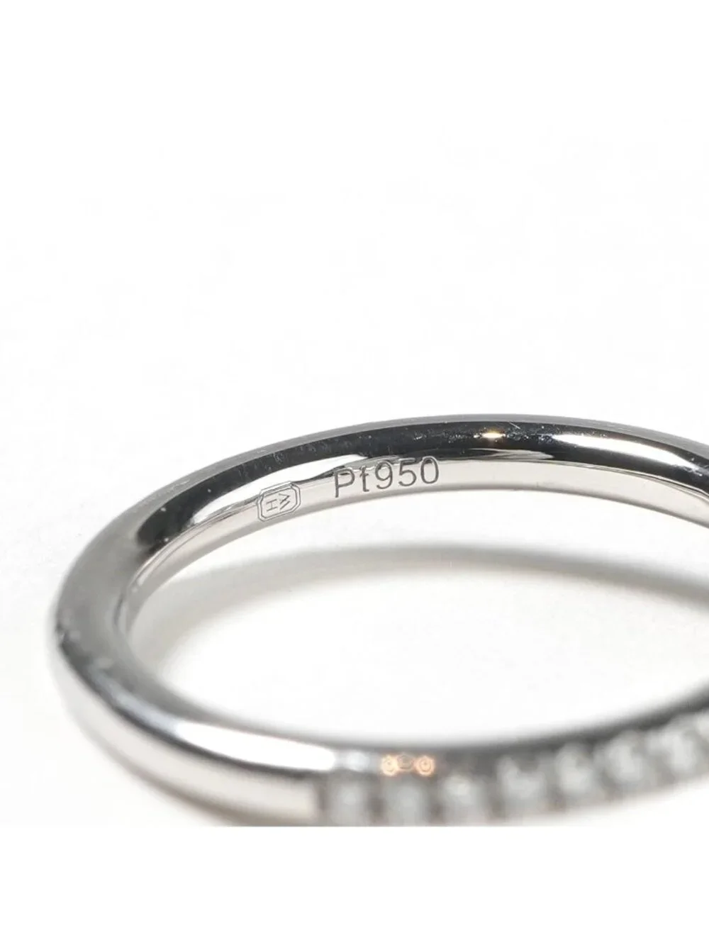 Harry Winston Round Cut Micro Pave Ring Cut the One by Silver